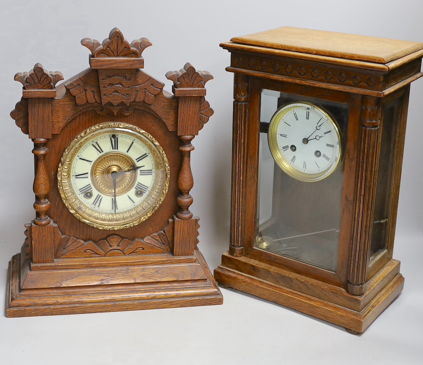 An Edwardian mantel clock and an American clock, tallest 38cms high